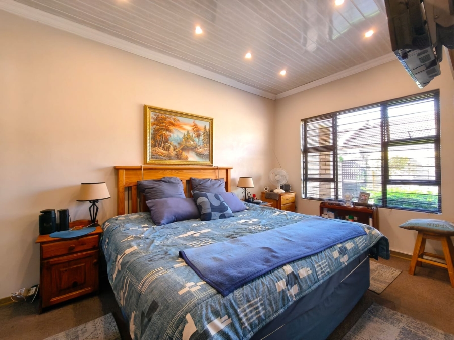 2 Bedroom Property for Sale in Potchefstroom North West